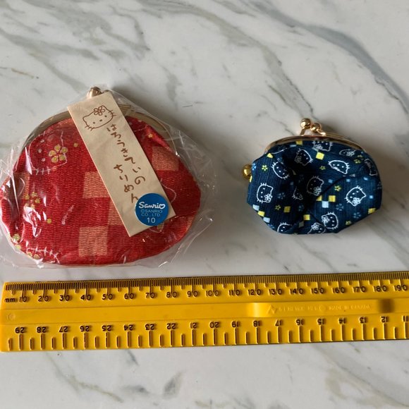 LOT of 5 HELLO KITTY POUCHES coin purses - Picture 8 of 9